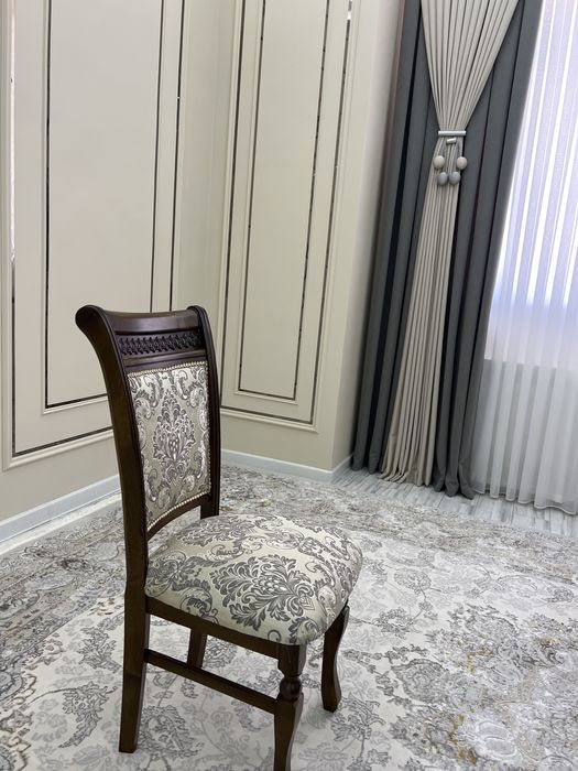zal uchun 12 odamli ustar kursi, 2 kamplekt bor sifatli kelish