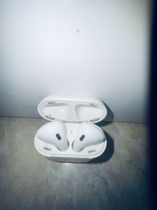 Наушник AirPods 2 белый