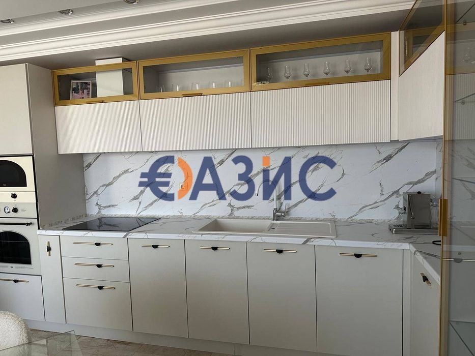Продава се Тристаен апартамент в Свети Влас - 101 кв.м за 1490 €/кв.м - Снимка #11