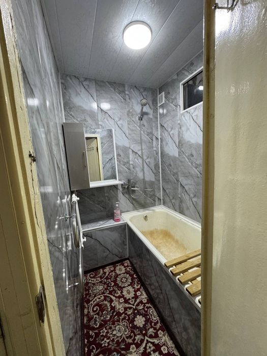3 хонали квартира ижарага берилади ОИЛАГА ёки студент кизларга