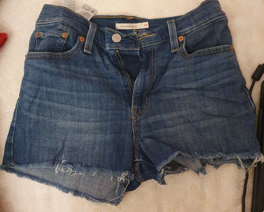 Продам одежду, обновляю гардероб