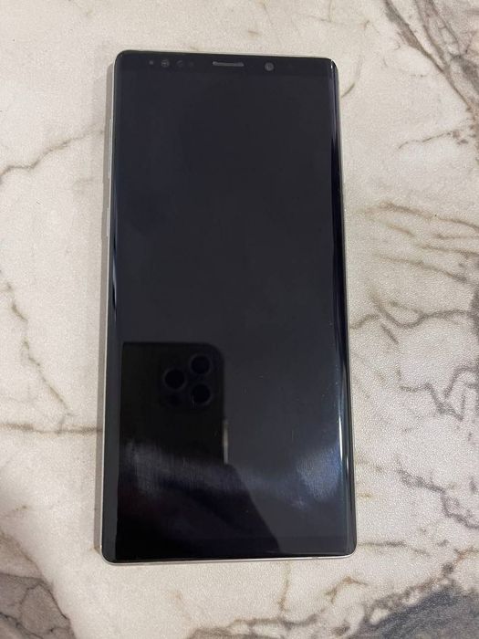 Samsung Galaxy Note 9  holati yaxshi