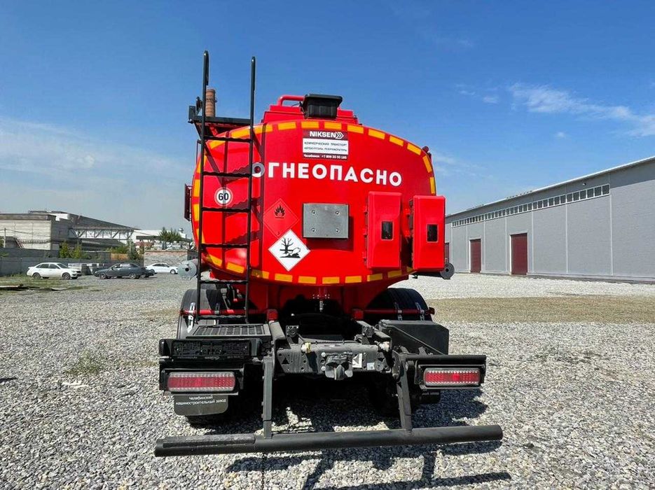 Топливозаправщик