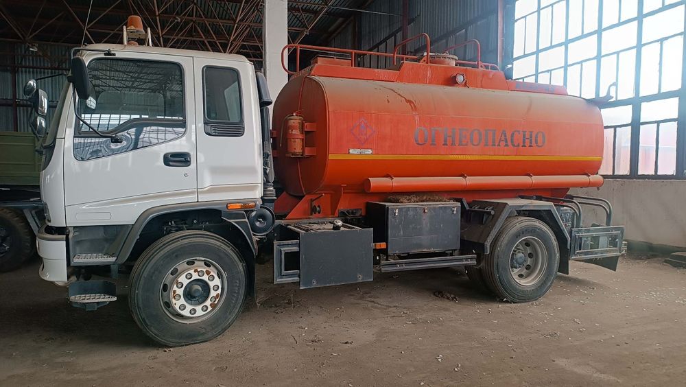 Ёнилғи ташувчи автоцистерна (бензовоз)