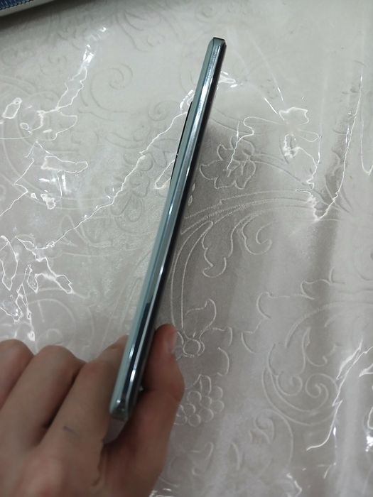 Honor 200pro  12+12/512 rangi kok