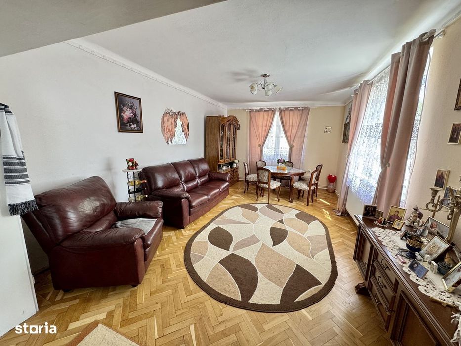 Casă individuală de vânzare în Sibiu –  Parcul Sub Arini– teren 950mp