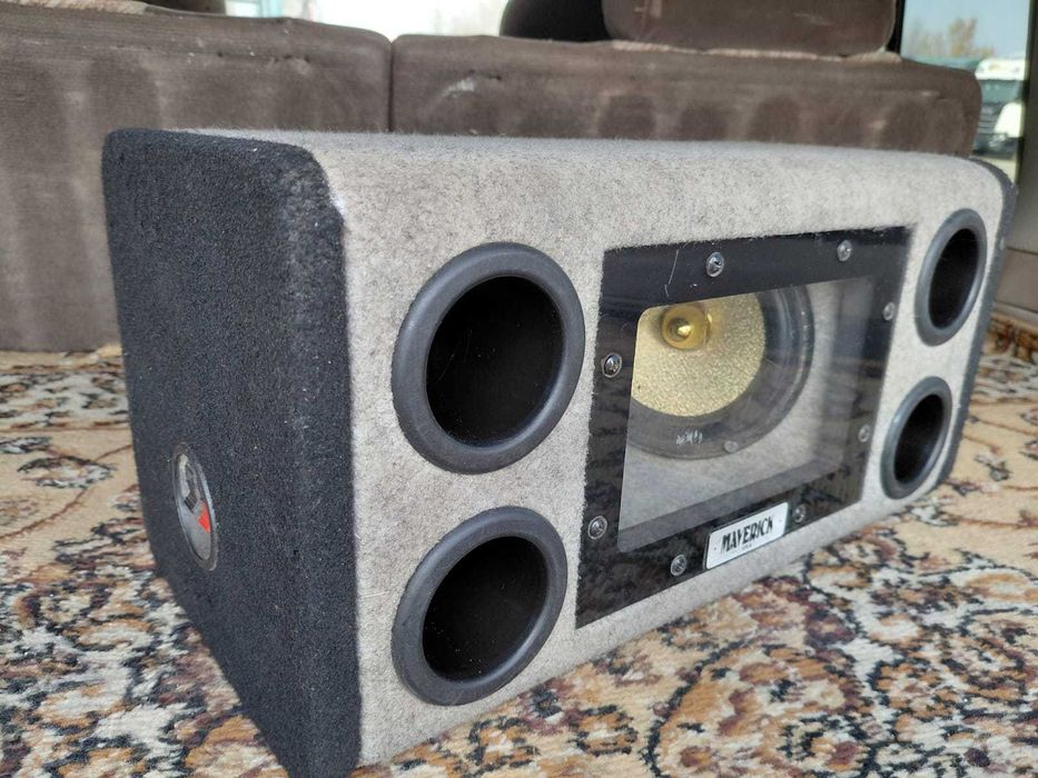 Сабвуфер Maverick.