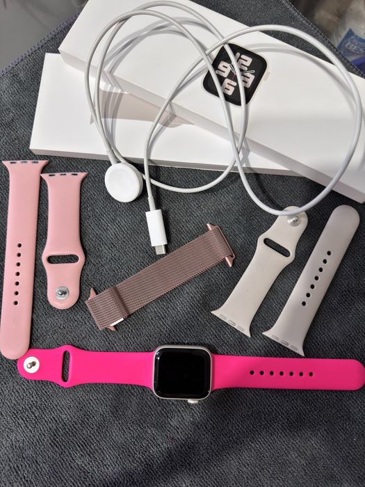 Смарт часы Apple watch SE 40 мм золотистый