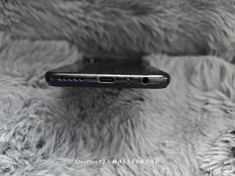 Телефон Redmi note 8