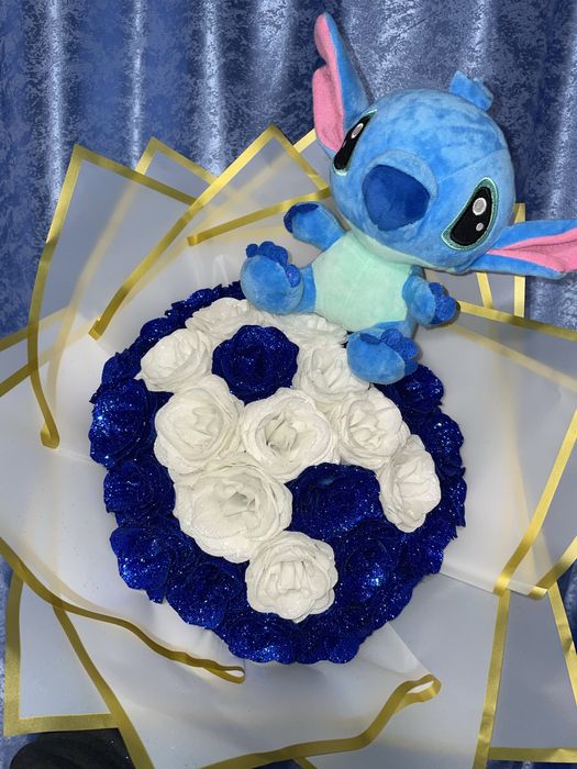 Realizez buchete din trandafiri imperiali si de sapun la comanda