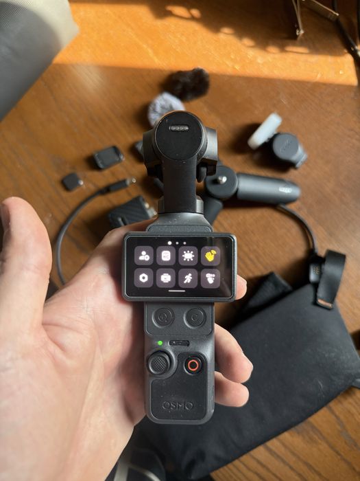 Dji osmo pocket 4 creator combo
