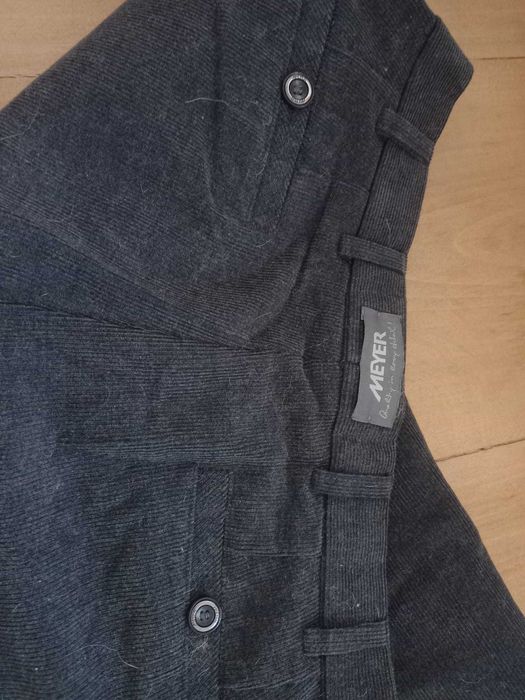Pantaloni barbatesti gen raiati MEYER