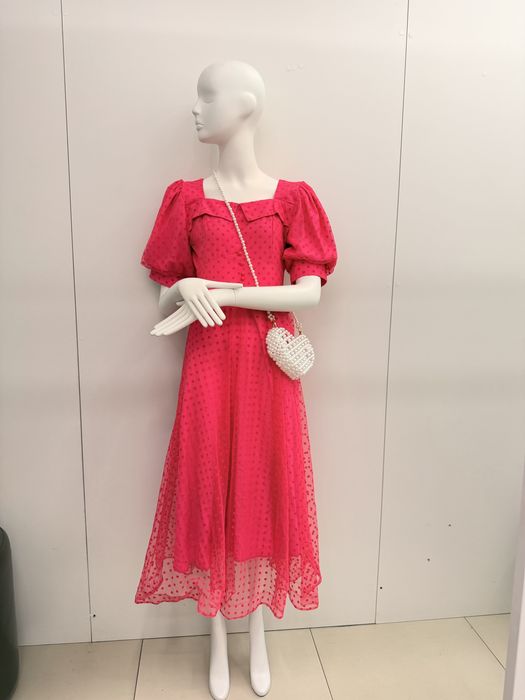 Новое платье, надето 1 раз