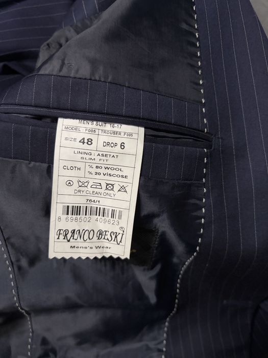 Продам 3 костюма двойки (пиджак+брюки)