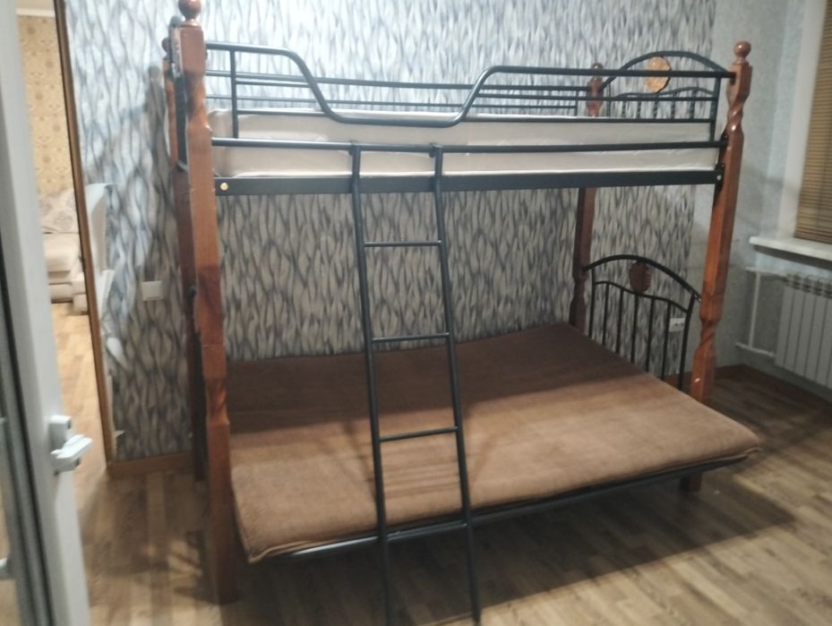 Двухярусная кровать