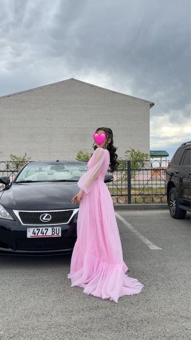 Вечерние платья…