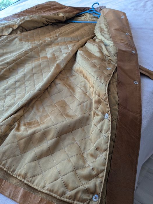 Дамско кожено яке от естествена телешка кожа