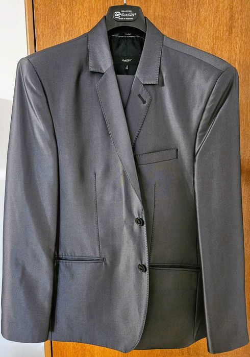 Costum elegant Daspi, 80% lână, ca nou!