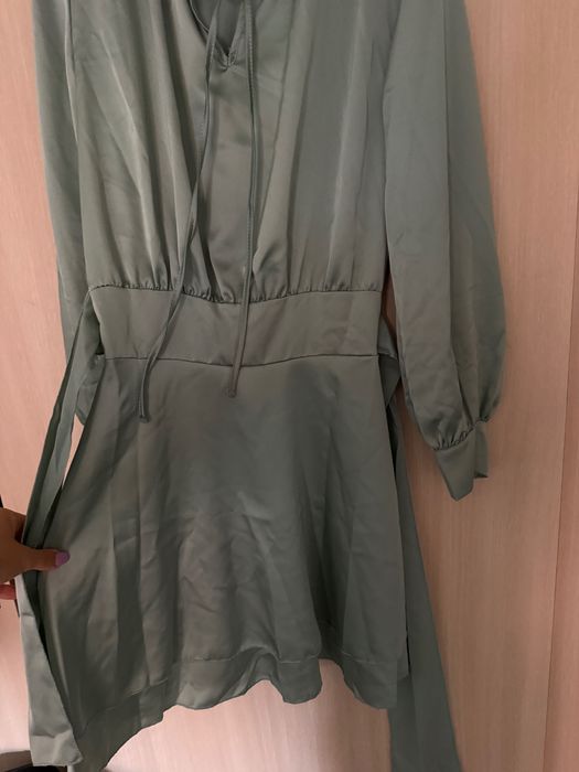 Рокля (чисто нова)