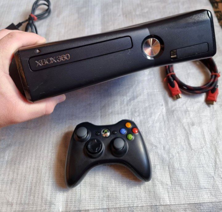 Xbox box 360 komplekt