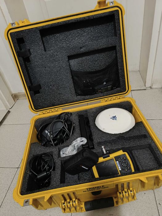 TRIMBLE R4 - Приемник
