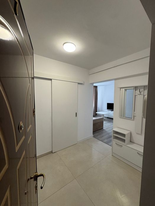 Inchiriere apartament central, et 1