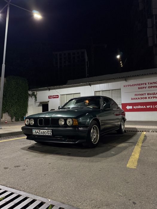 Продам BMW e34 520