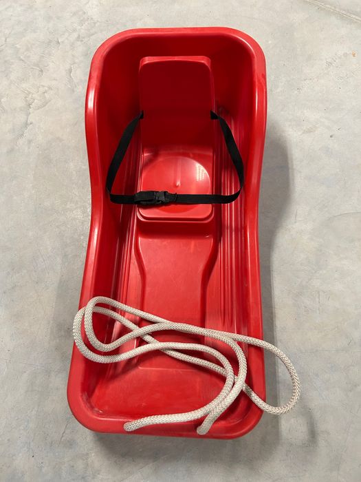 Детска шейна с колан