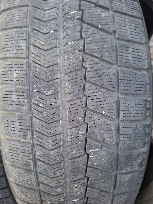 Продам шины. 215/60/17 бриджистон