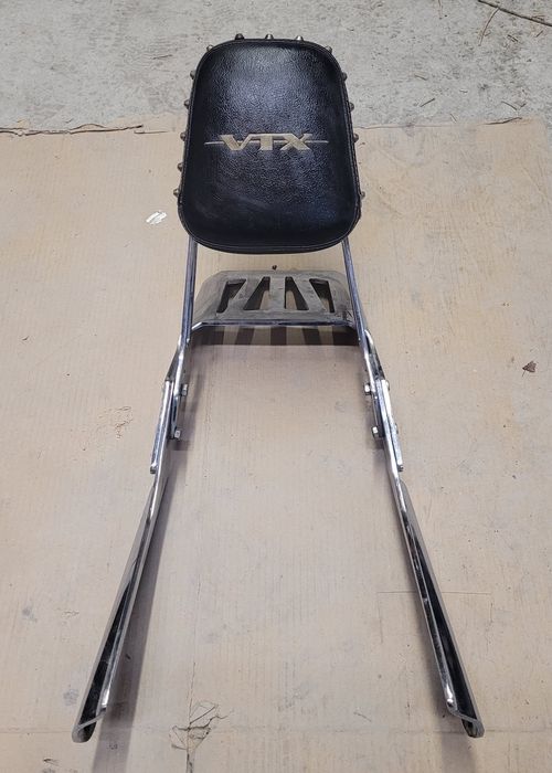 Облегалка и багажник за Honda VTX 1800 куб.
