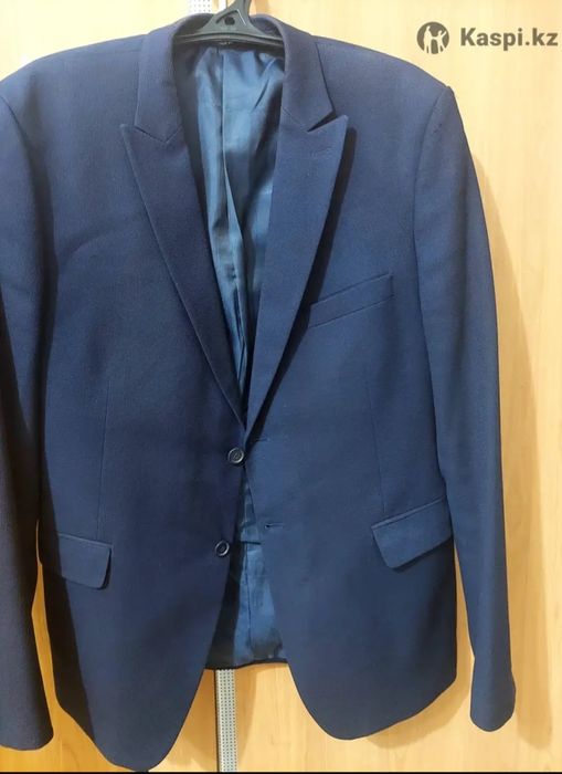 Продаю пиджаки  классика не дорого