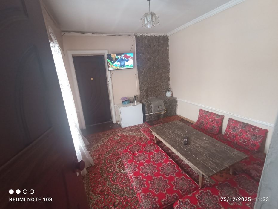 Keles Koʻk-terakda Aftadroʻm koʻchada