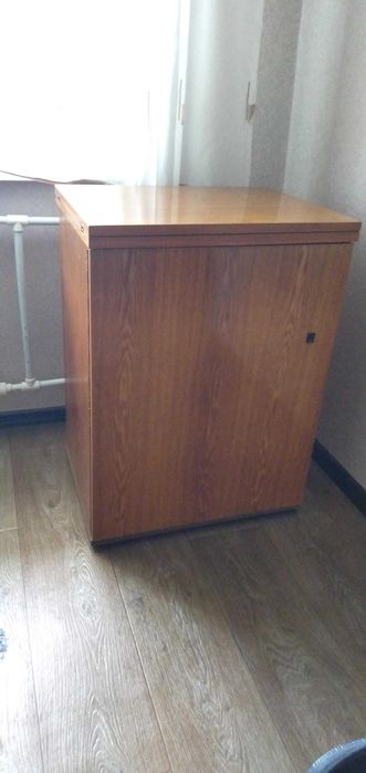 Швейная машина Чайка