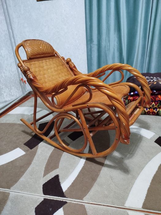 Кресло-качаока ротанговое