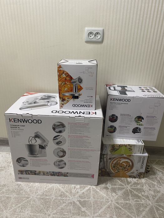 Кухонный комбайн Kenwood