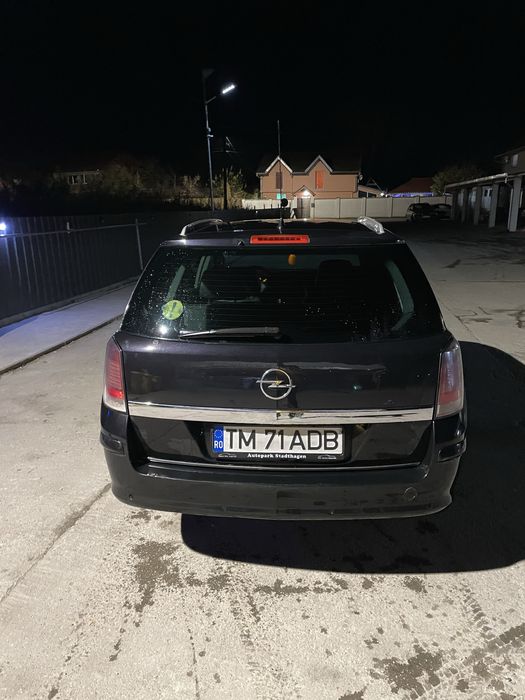 Opel Astra H 1.9 CDTI