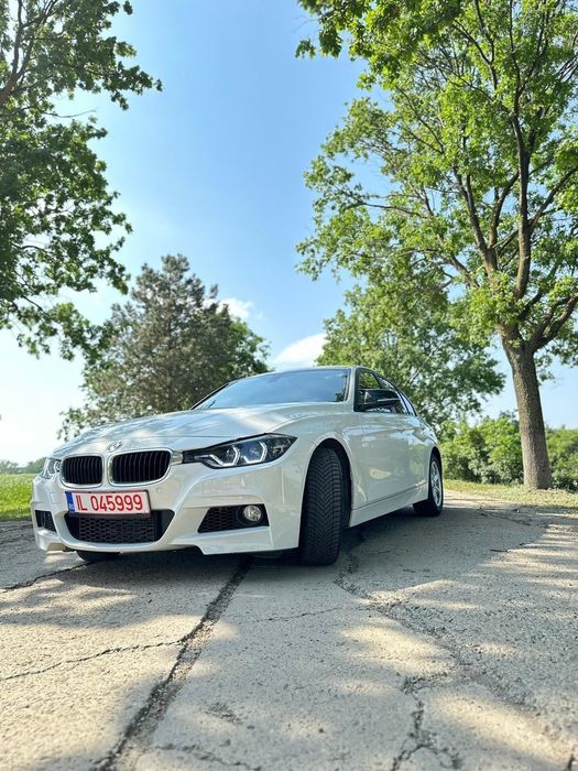 Vând BMW F30 2013