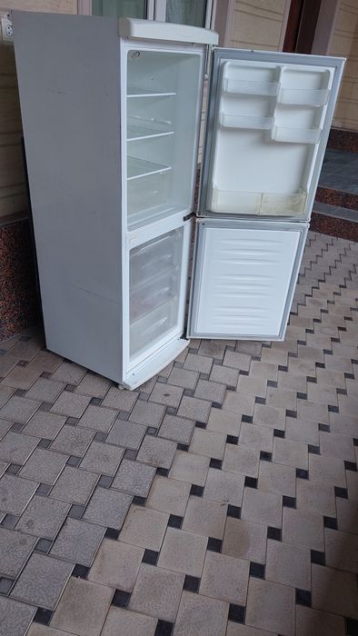 Продам холодильник LG