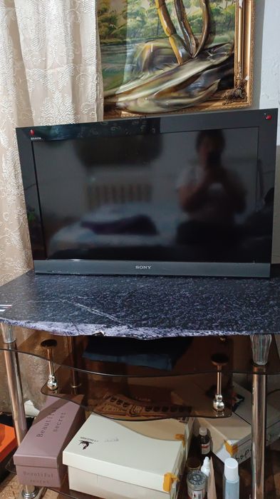 Продам телевизор