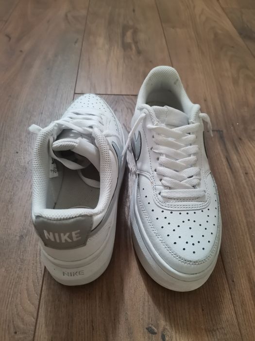 Nike Court Vision Dama