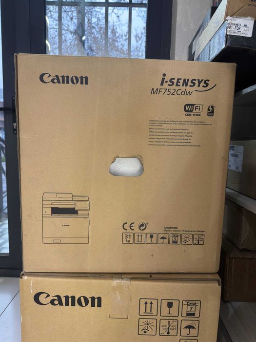 Принтер МФУ Canon i-SENSYS MF752Cdw 3в1