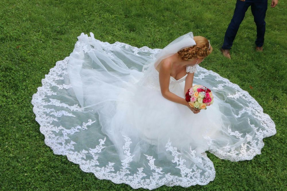 Rochie de mireasa cu trena