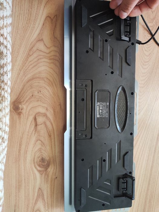 Tastatură Gaming Trust GXT 845 Tural - Doar tastatura, Stare bună