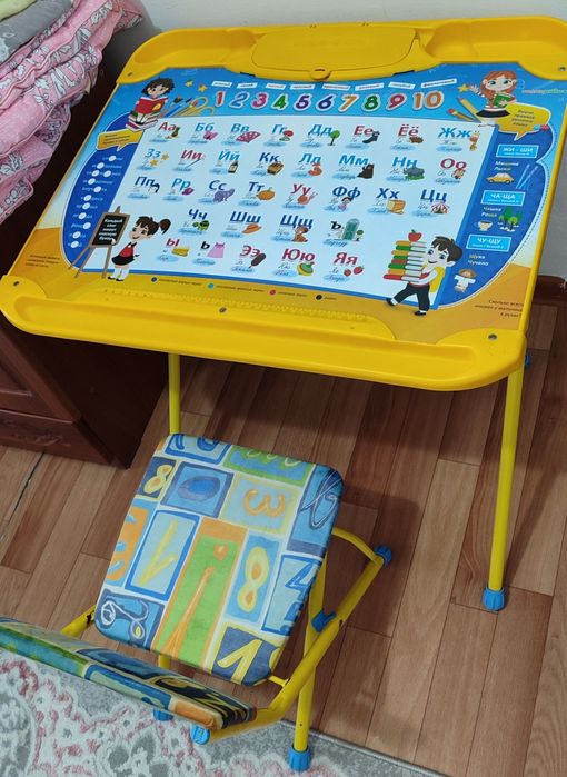 Детский парта стульясымен бірге