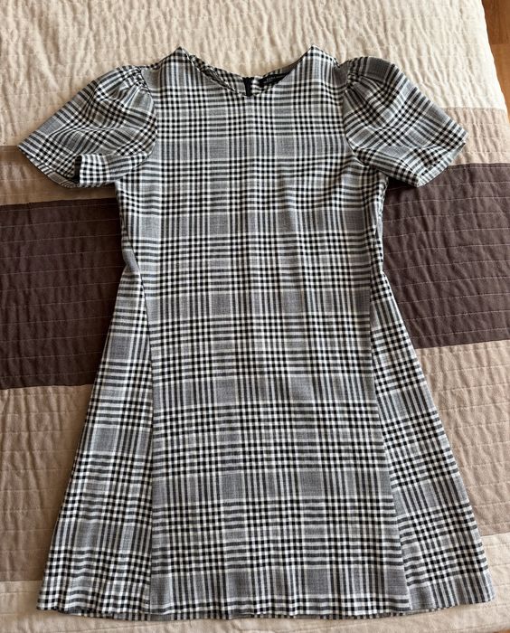 Vand rochie Zara  ca noua marimea XS