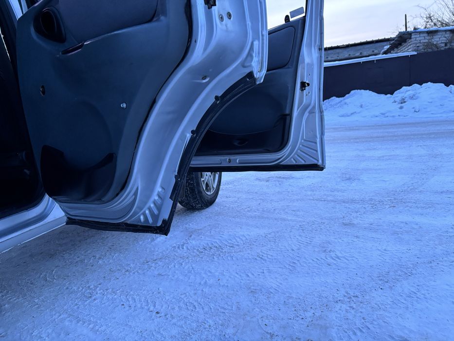 Продам chevrolet Niva 2003г