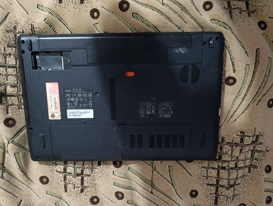 Продам ноутбук хорошо работает