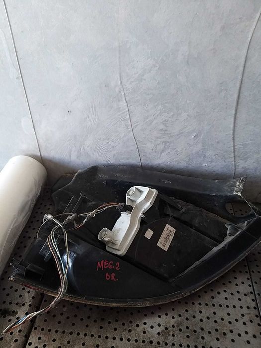 Stop tripla lampa dreapta renault megane 2 8200073237r 89398081
