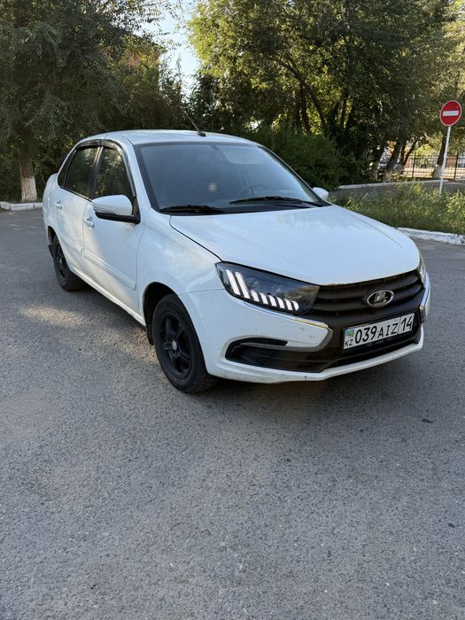 Ваз Гранта (автомат) продам или обмен
