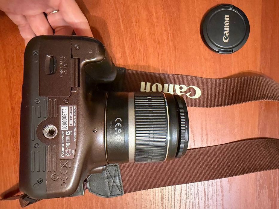 Canon EOS EOS 1100D 12.2MP Digital Camera 18-55mm